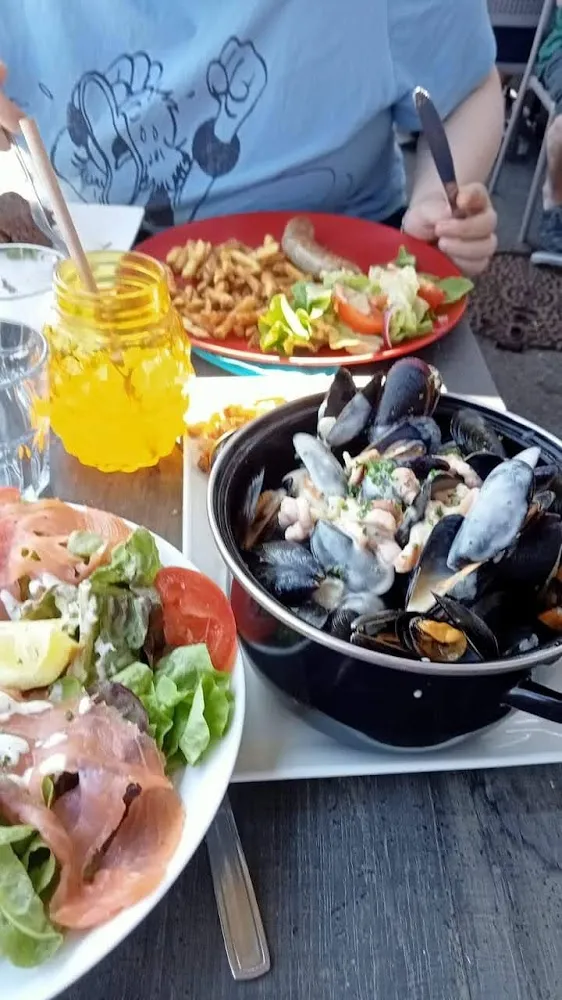 Moules Frites À la Btetonne